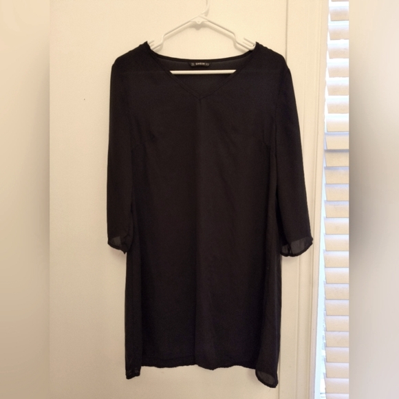 Shein Midi dress. Size medium. Color black. - Picture 1 of 3